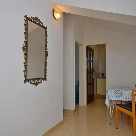 Zdenka Apartment