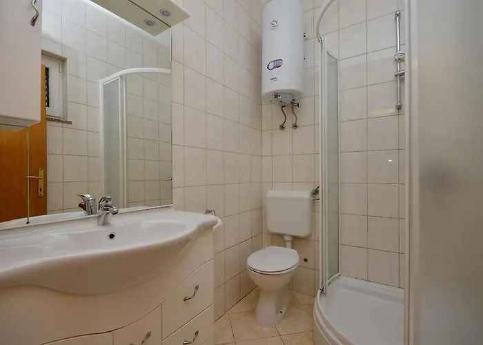 Zdenka Apartamento *